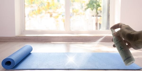 _yoga-meets-clean-all-natural-mat-spray yoga metts clean all natural mat spray